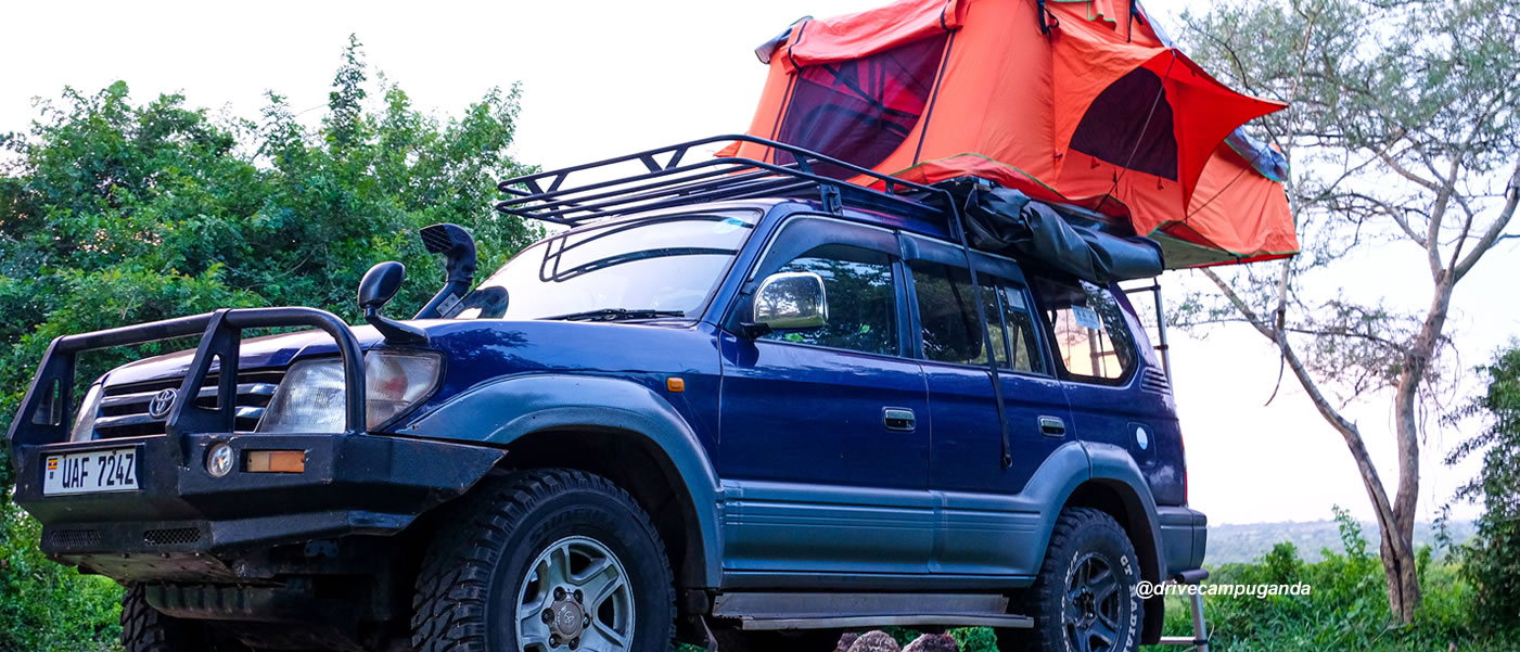 Car with a rooftop tent for rent in Rwanda for camping