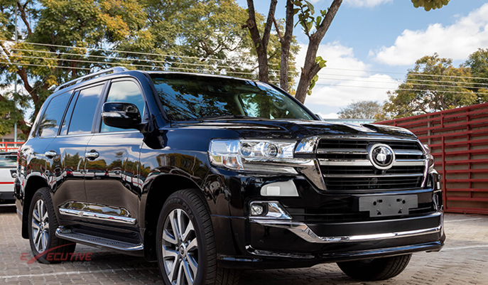 Toyota Land Cruiser V8 Car Rental in Kigali, Rwanda